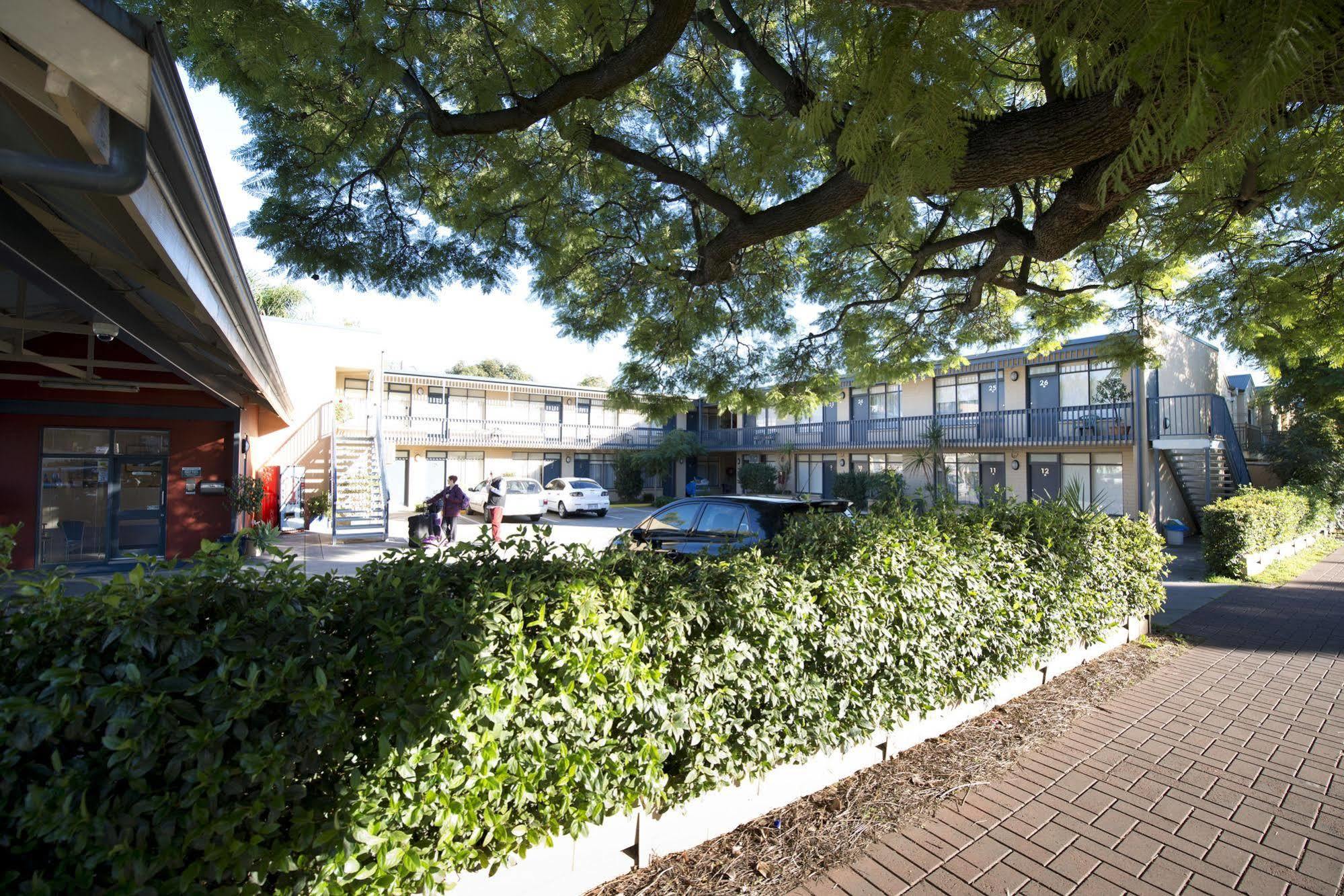 Welcome Inn 277 Adelaide Exterior photo